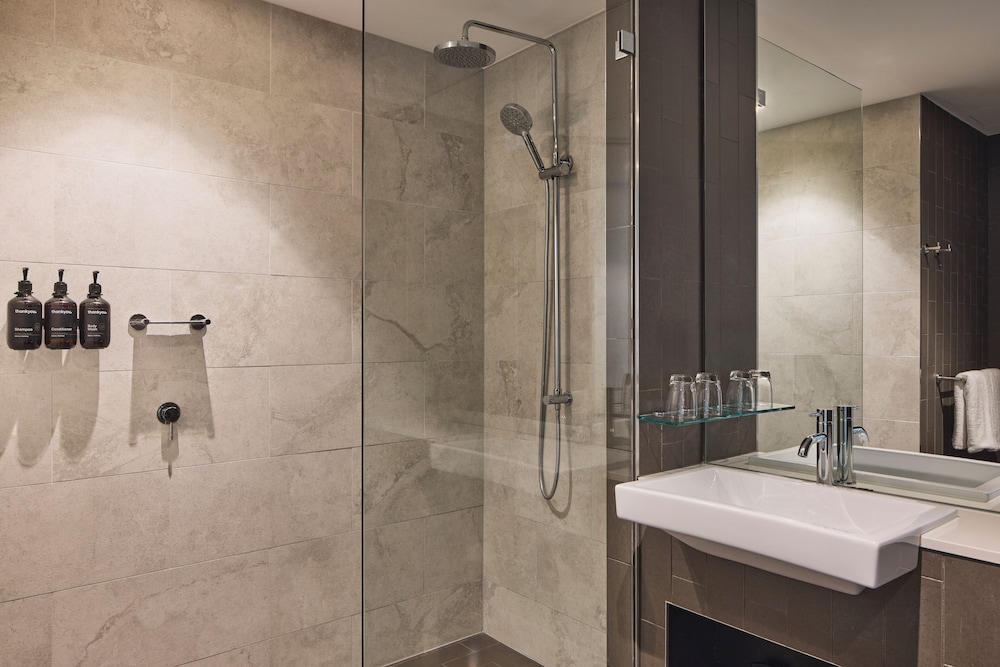 Rydges Sydney Airport Hotel 61/62
