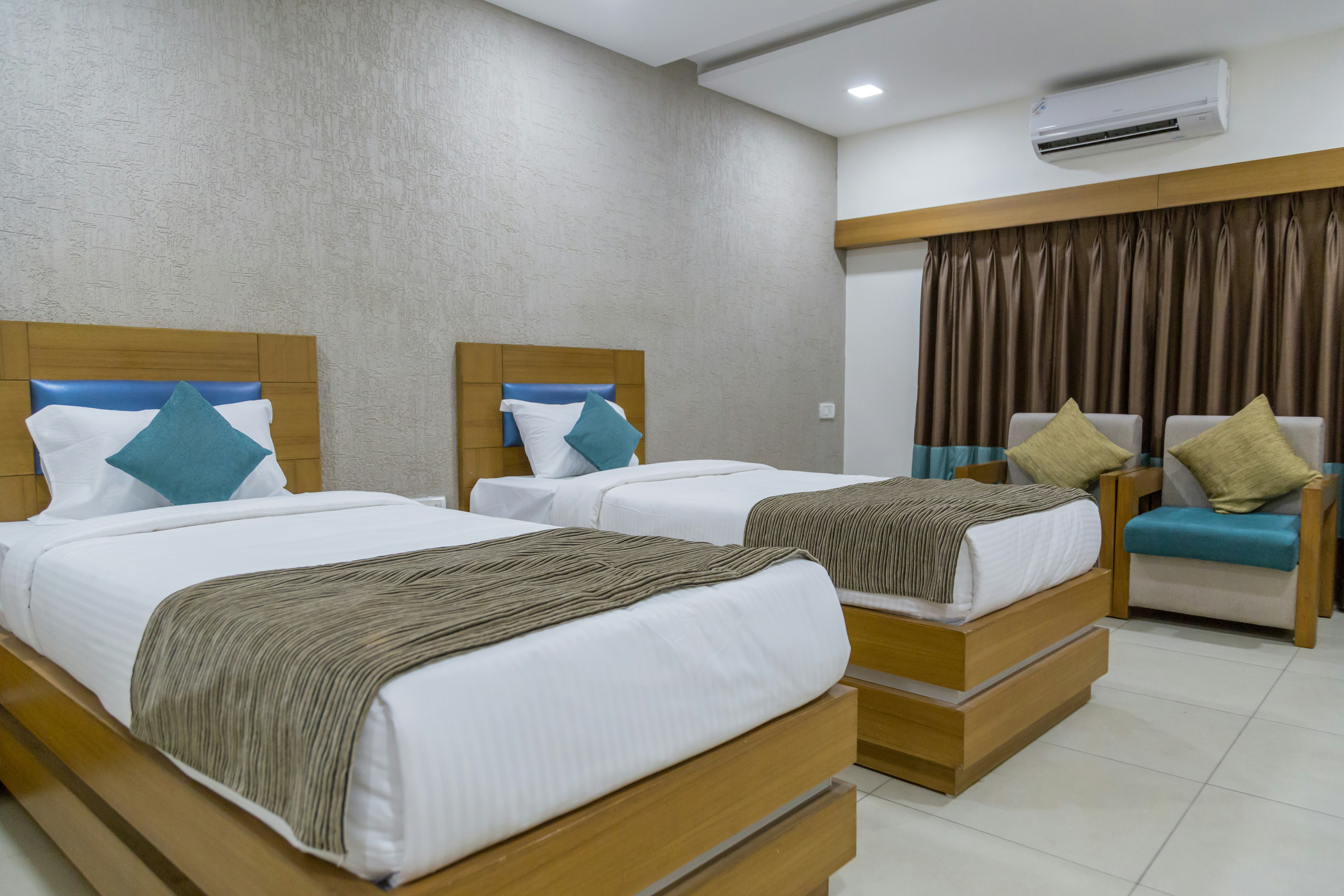 Ginger Ahmedabad Vastrapur 31/57