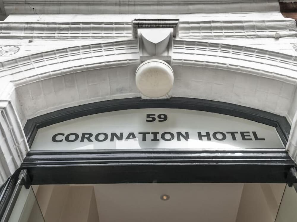 Coronation Hotel 6/50
