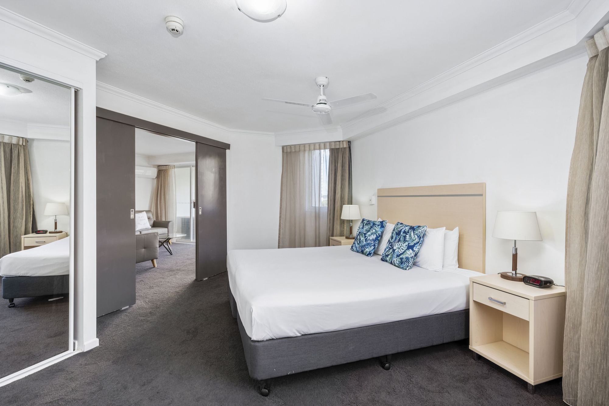 1 BEDROOM, DELUXE, SUITE