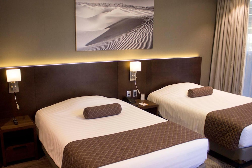 Hotel Rennova 27/70