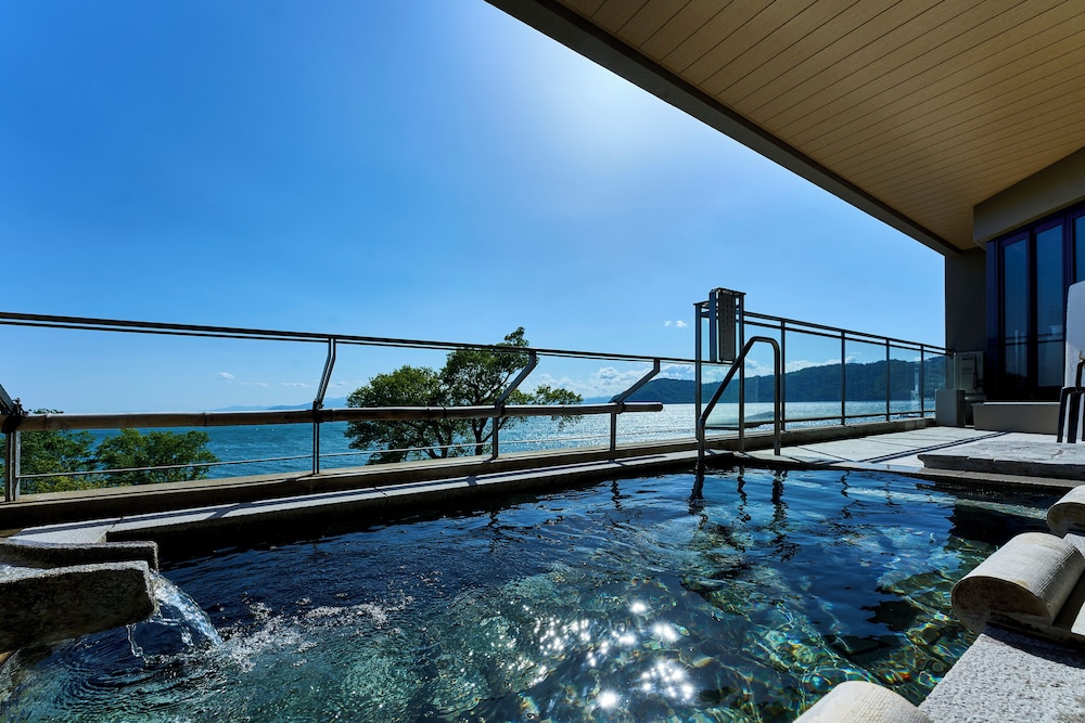 Ryokan Beniayu 24/48