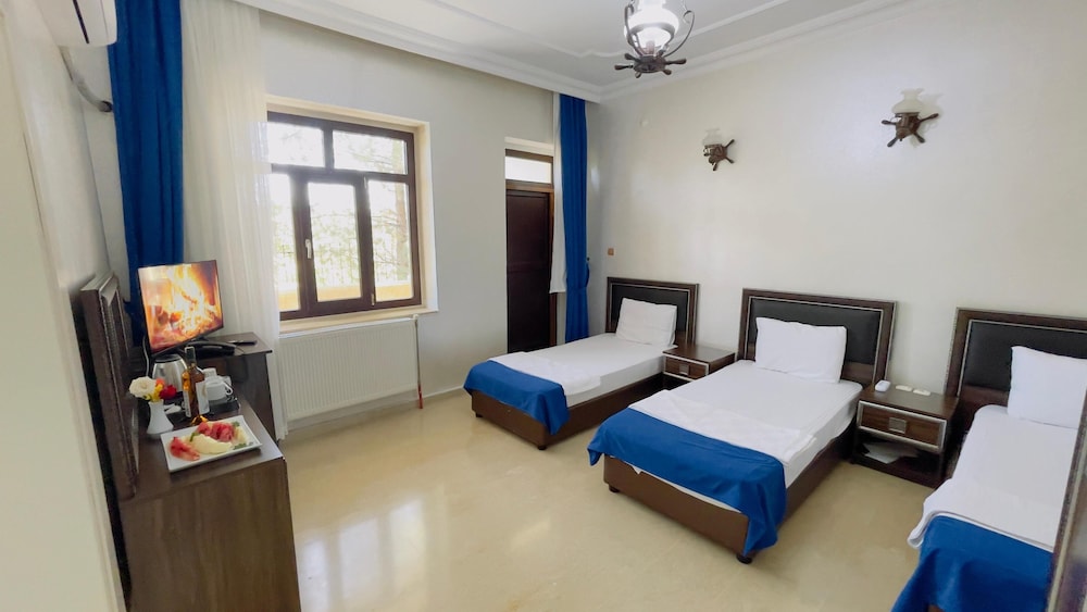Turabdin Hotel 33/56