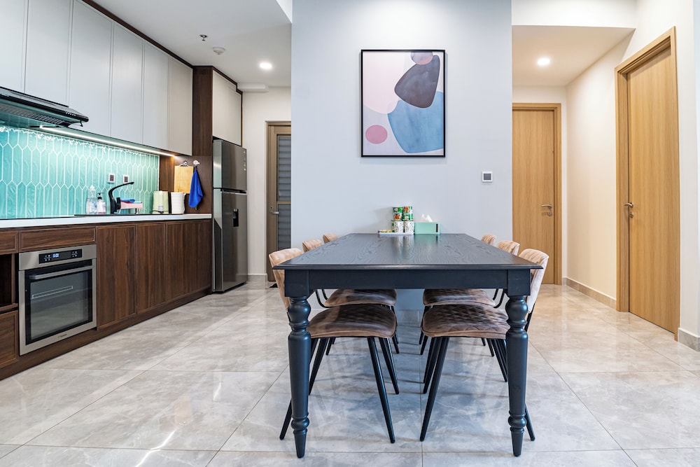 Midtown Premium Apartments 28/40