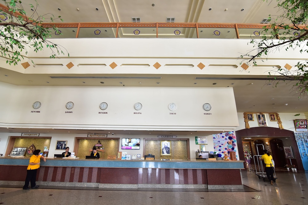 Thumrin Thana Hotel 7/71
