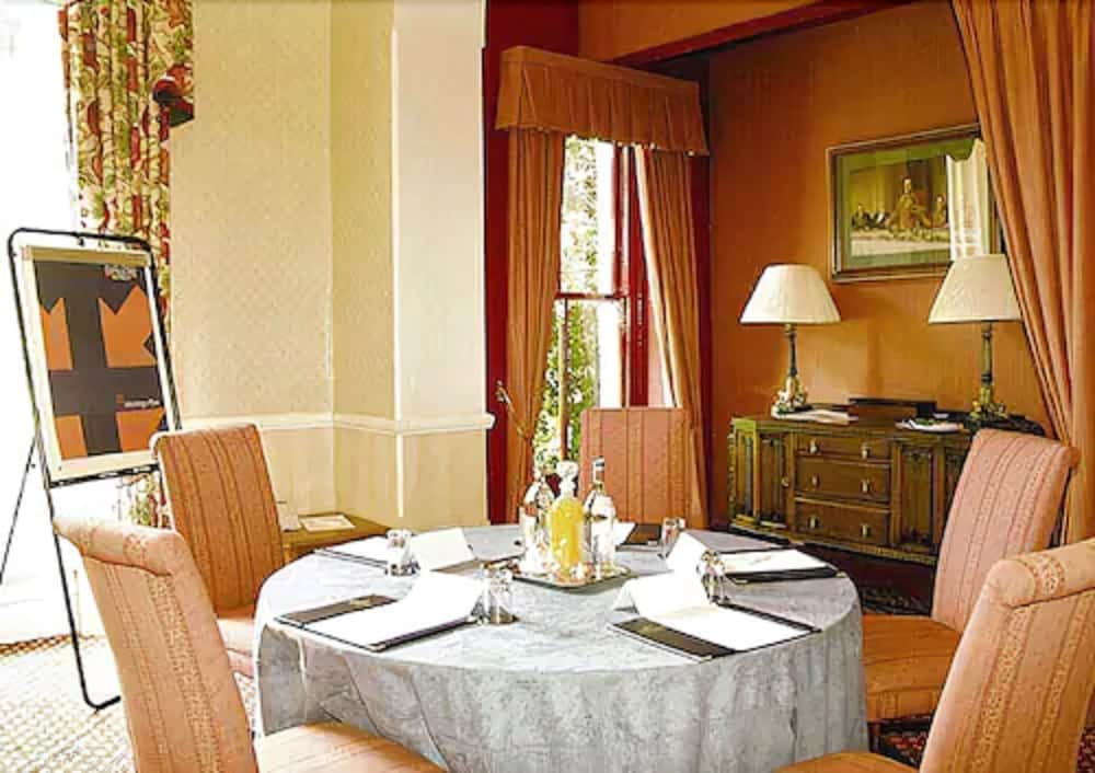 Coulsdon Manor 55/62