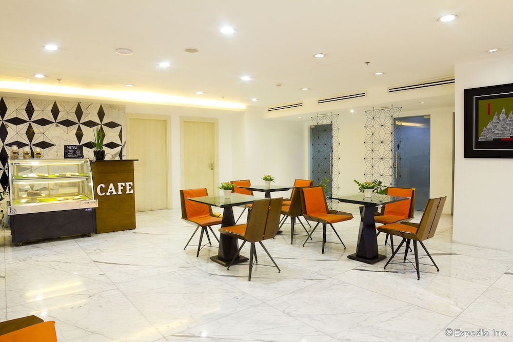 Privato Ortigas 27/41