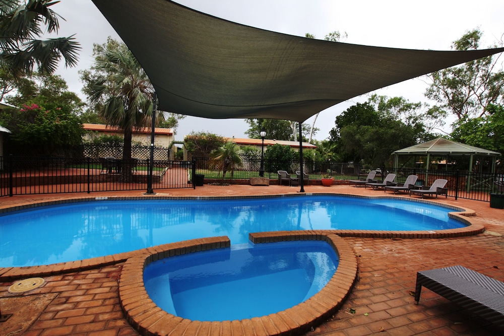Kimberley Hotel 4/40