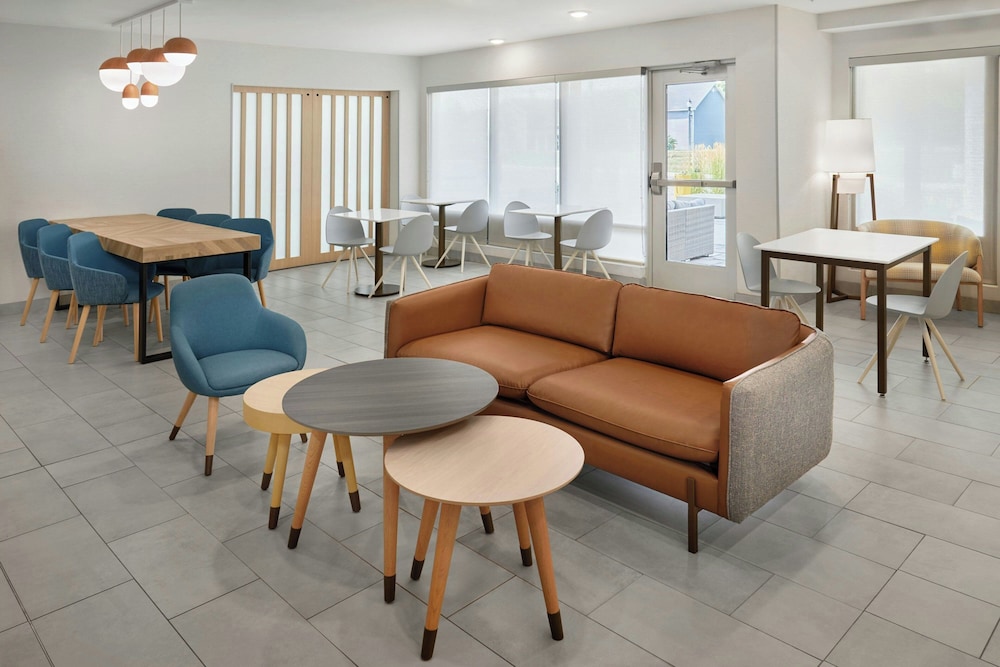 TownePlace Suites by Marriott Lansing North 28/43