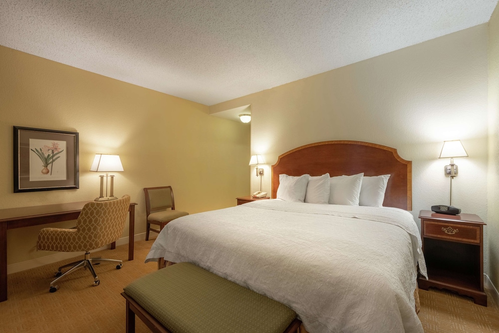 Hampton Inn & Suites Vicksburg 8/46