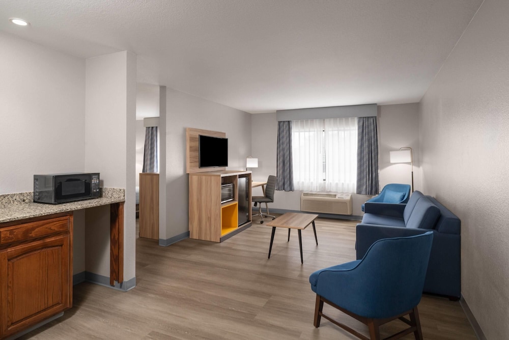 Days Inn by Wyndham Coffeyville 43/63
