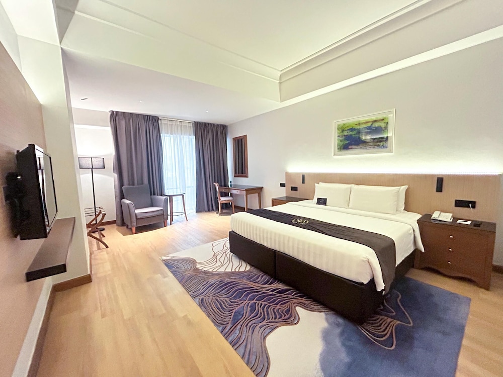 Pearl, Deluxe, King Bed