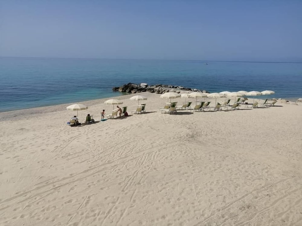 Cala Petrosa Resort. 42/55