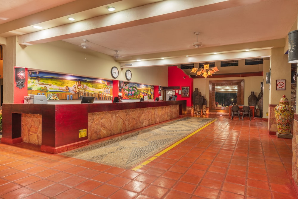 Grand Decameron Complex Bucerias A Trademark All Inclusive 25/76