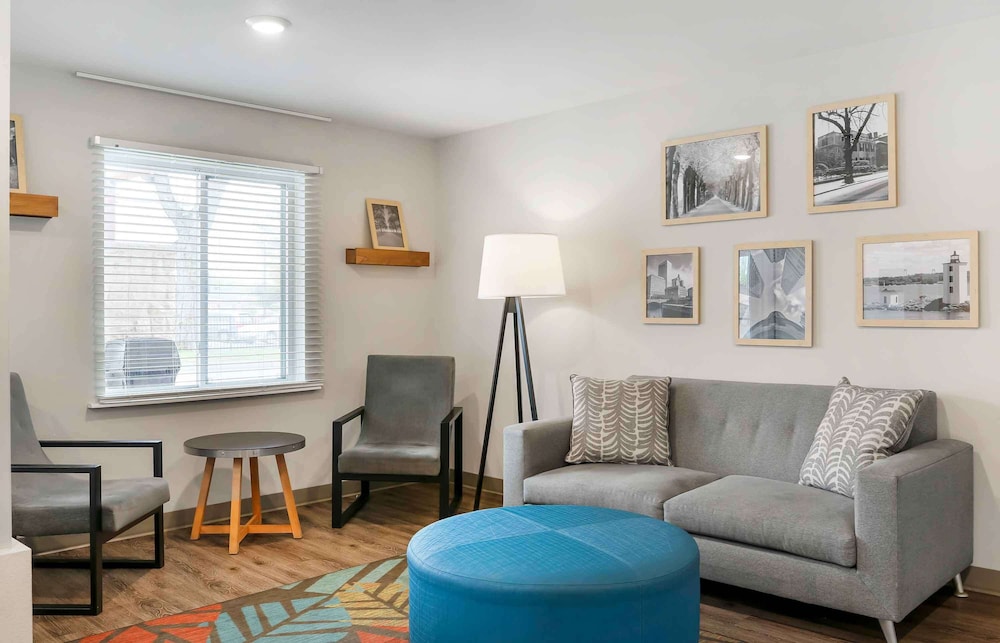 Extended Stay America Suites - Providence 12/25