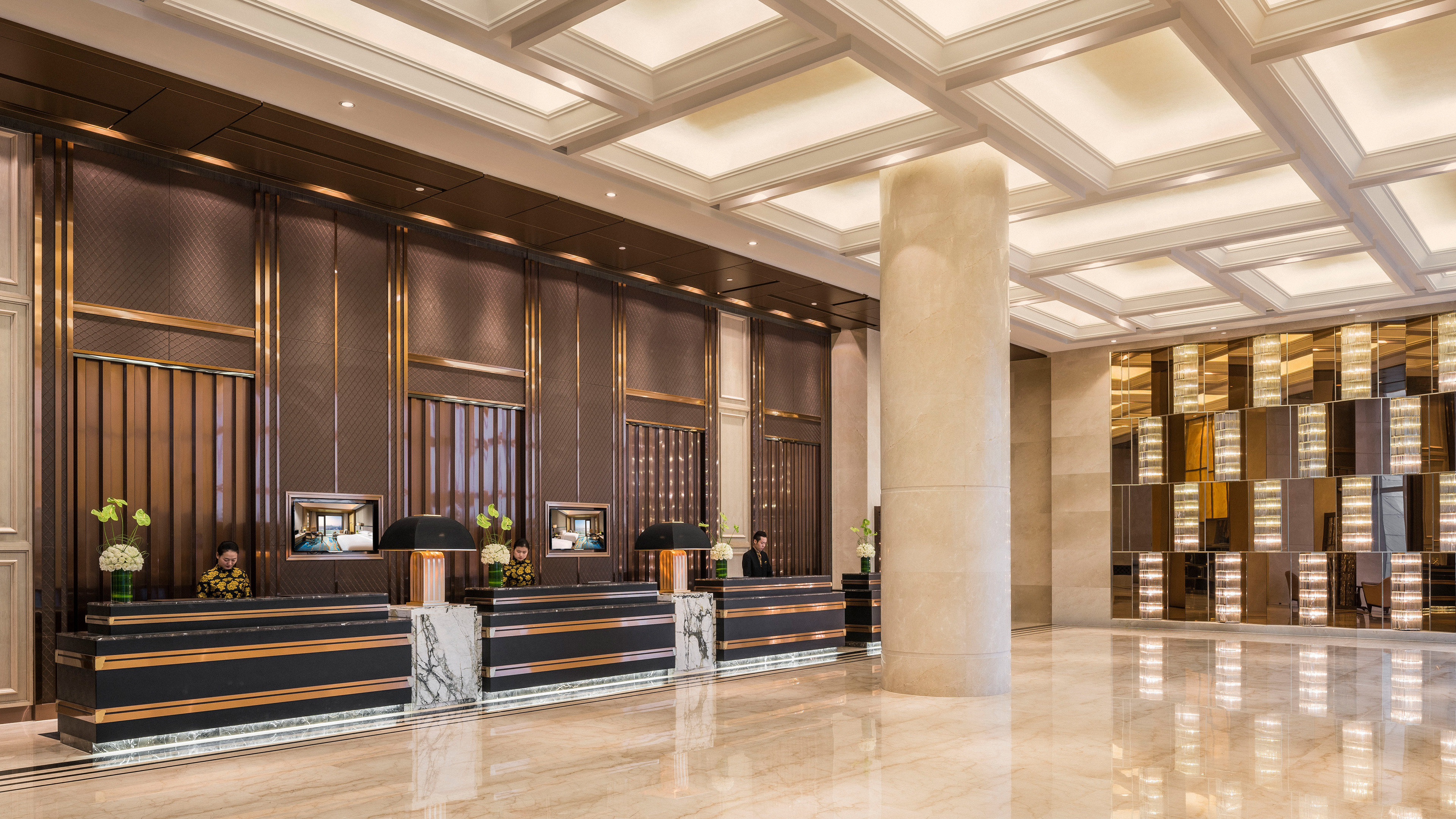 Intercontinental Wuhan 5/50