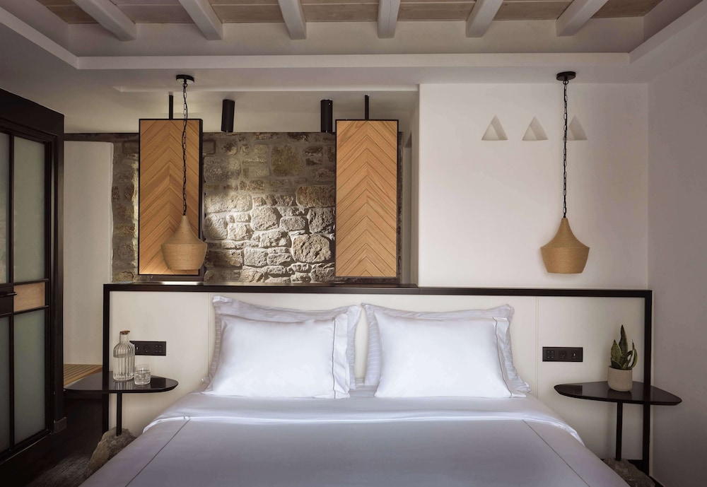 Pool, Villa, King Bed, Sea View, 2 Sofa, Balcony
