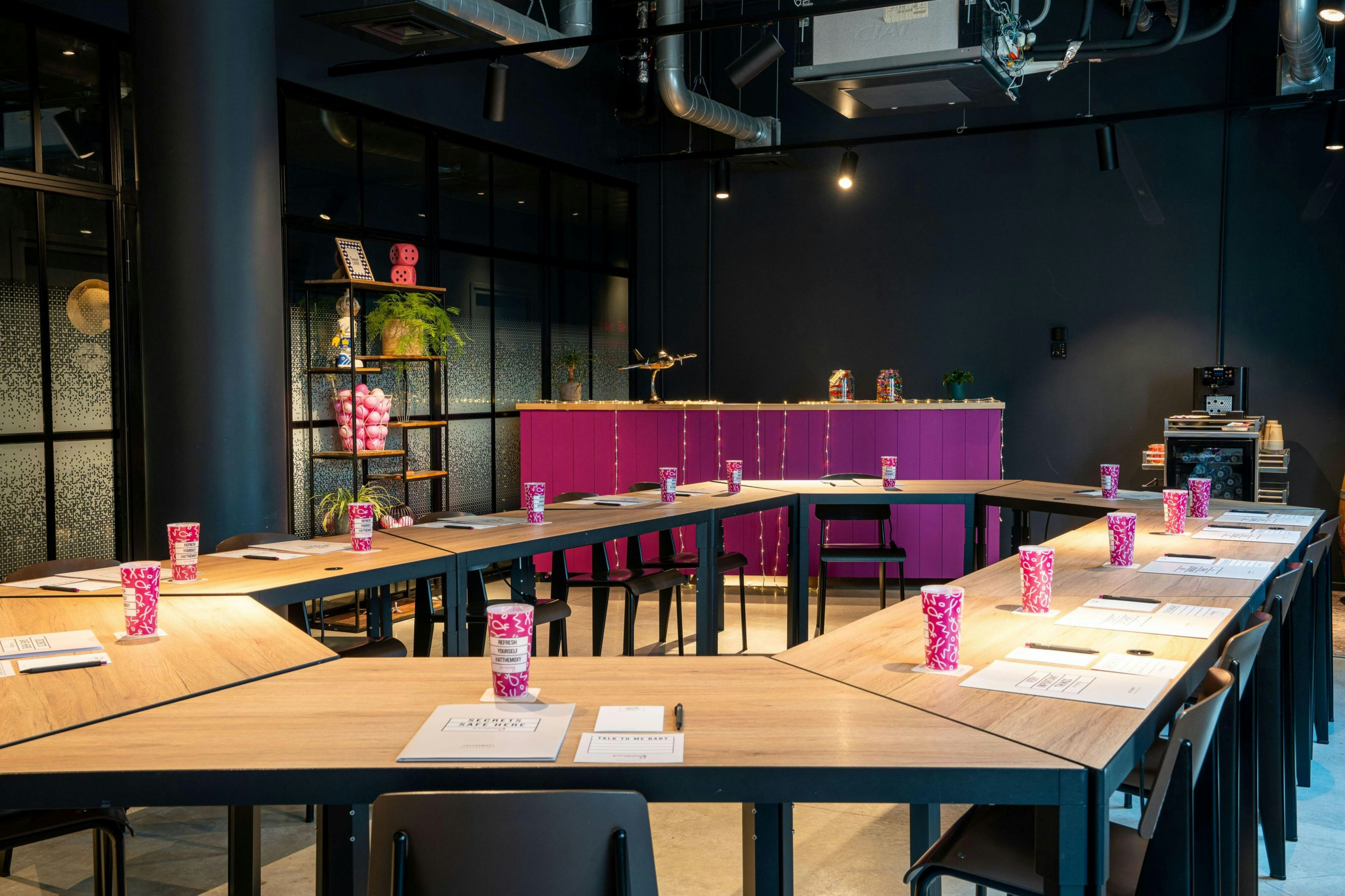 Moxy Paris Charles de Gaulle Airport 25/37