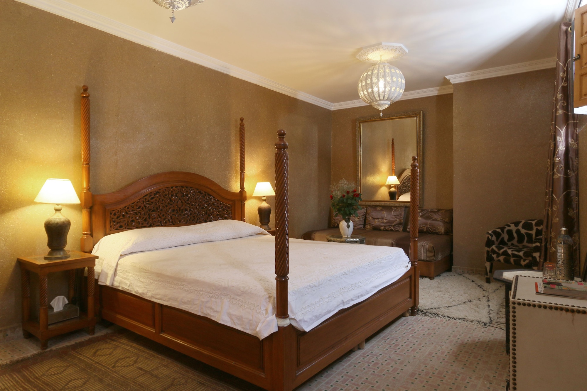 SUITE, TERRACE