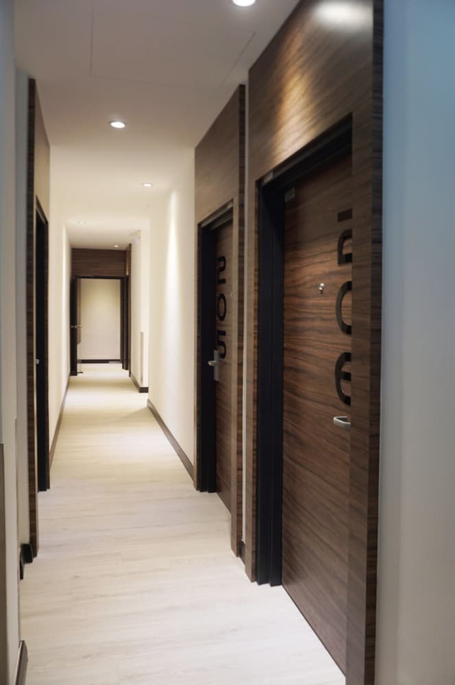 Styles Hotel 32/48