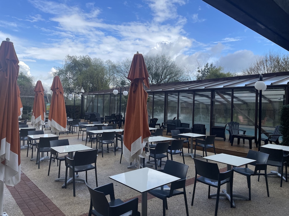 Domaine de La Foret D Orient Natur Hotel Golf Spa 40/55
