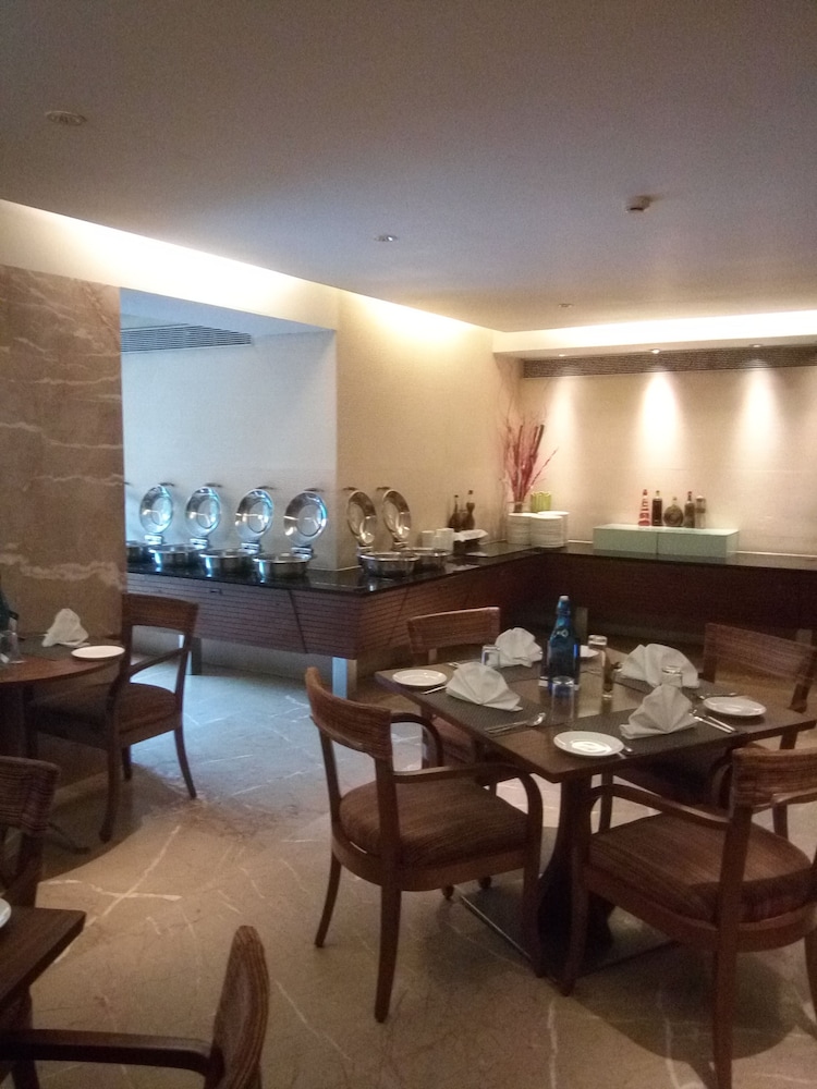 Pride Hotel Chennai 27/35