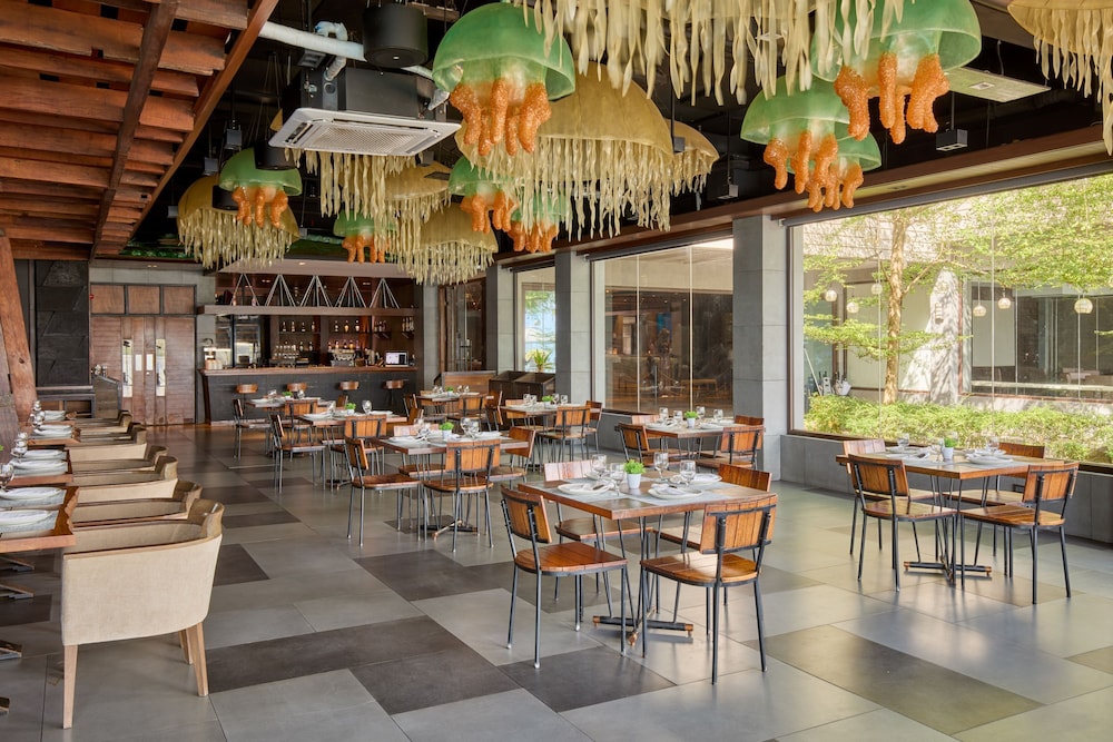 Two Seasons Coron Bayside Hotel 53/68