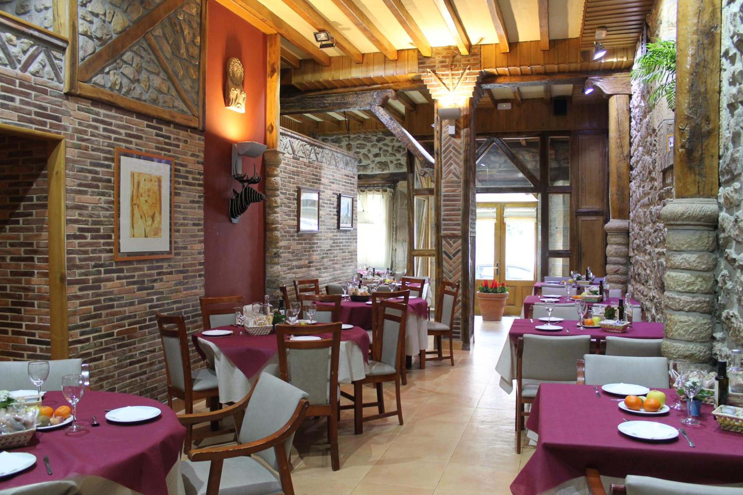 Hotel San Roque 48/57