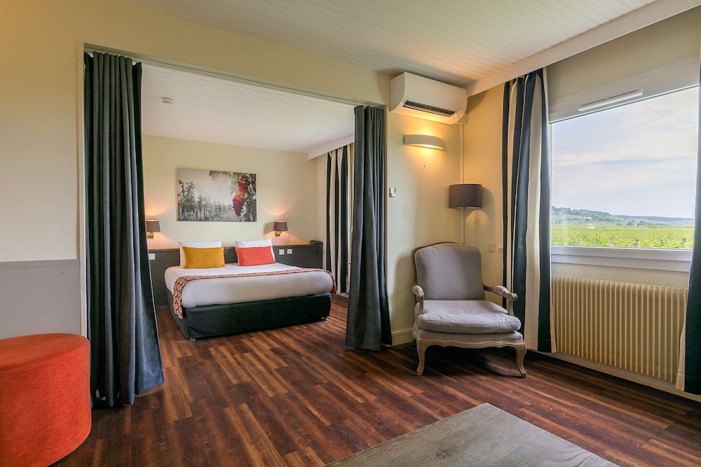 Hotel Le Panorama 56/75