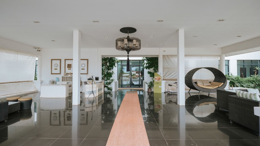 The Desiign Hotel 64/66