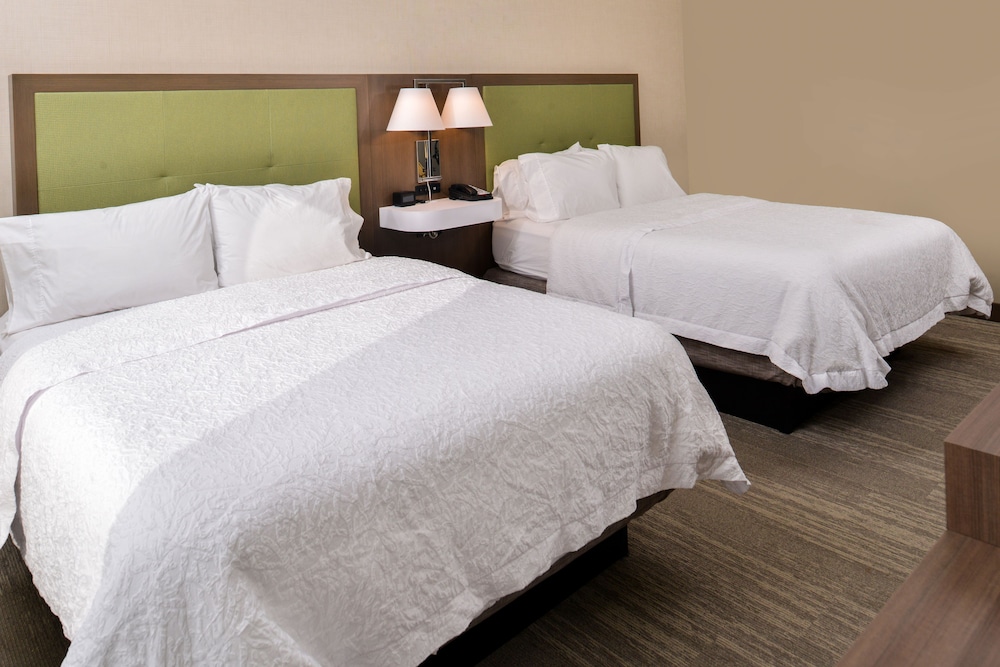 HAMPTON INN BY HILTON OMAHA AIRPORT, IA 15/27