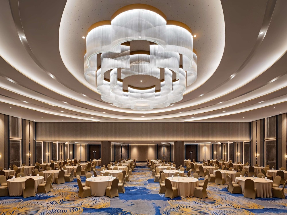 Mercure Padang 47/52