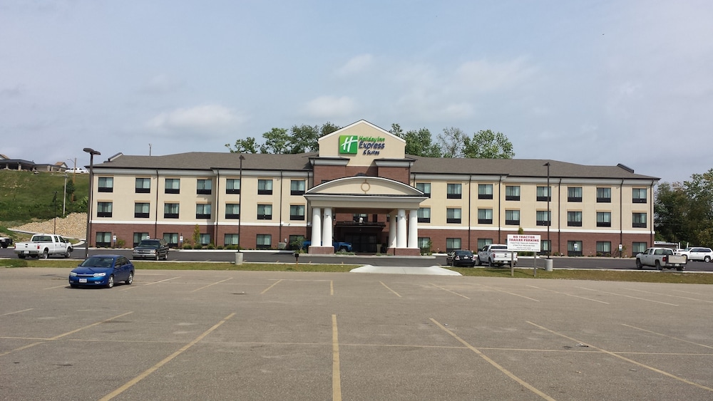 Holiday Inn Express Hotel And Suites Cambridge 44/45
