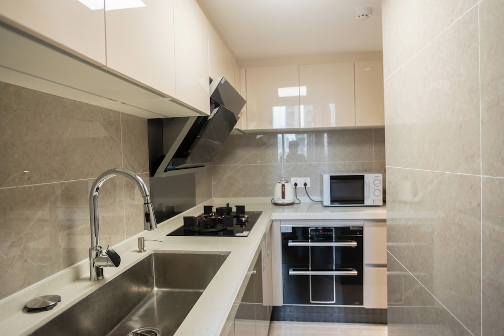 Sunny Private Apt Of Grand Continental 46/50