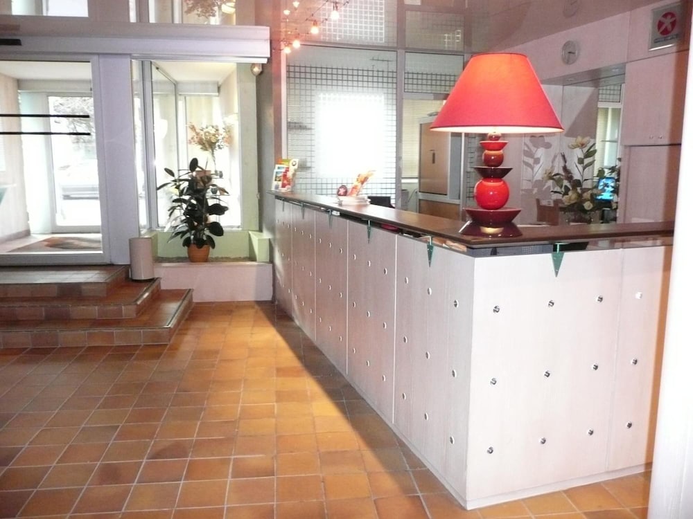 Brit Hotel Cahors Le Valentre 6/70
