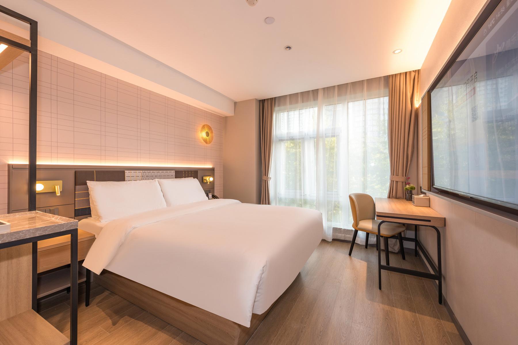 Homeinn Plus(Beijing Chaoyang High Speed Railway Station Joy City) 20/31