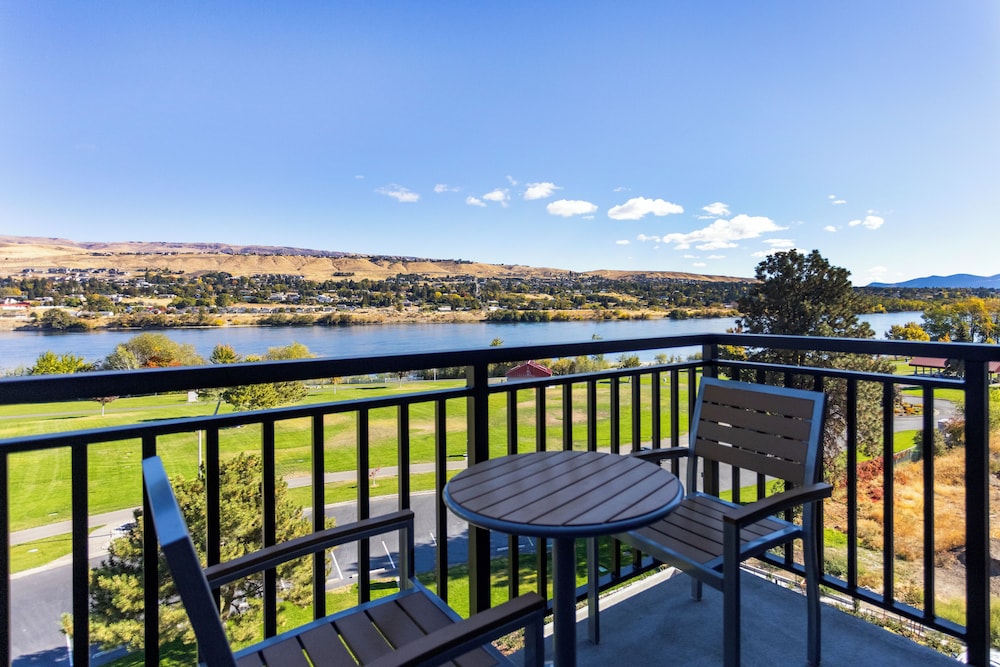Residence Inn by Marriott Wenatchee 36/50