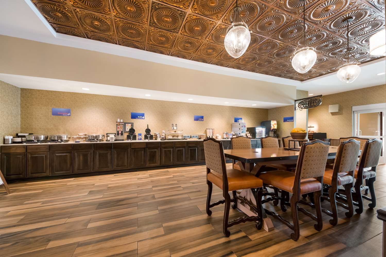 Best Western Bandera Suites & Saloon 8/11