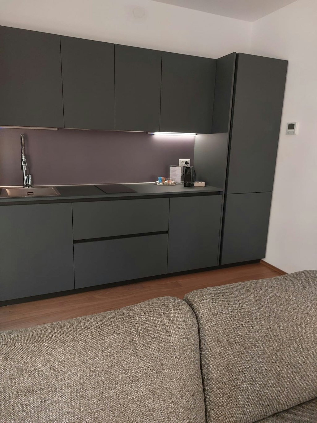 NJ Hotels & Apartments 3/49