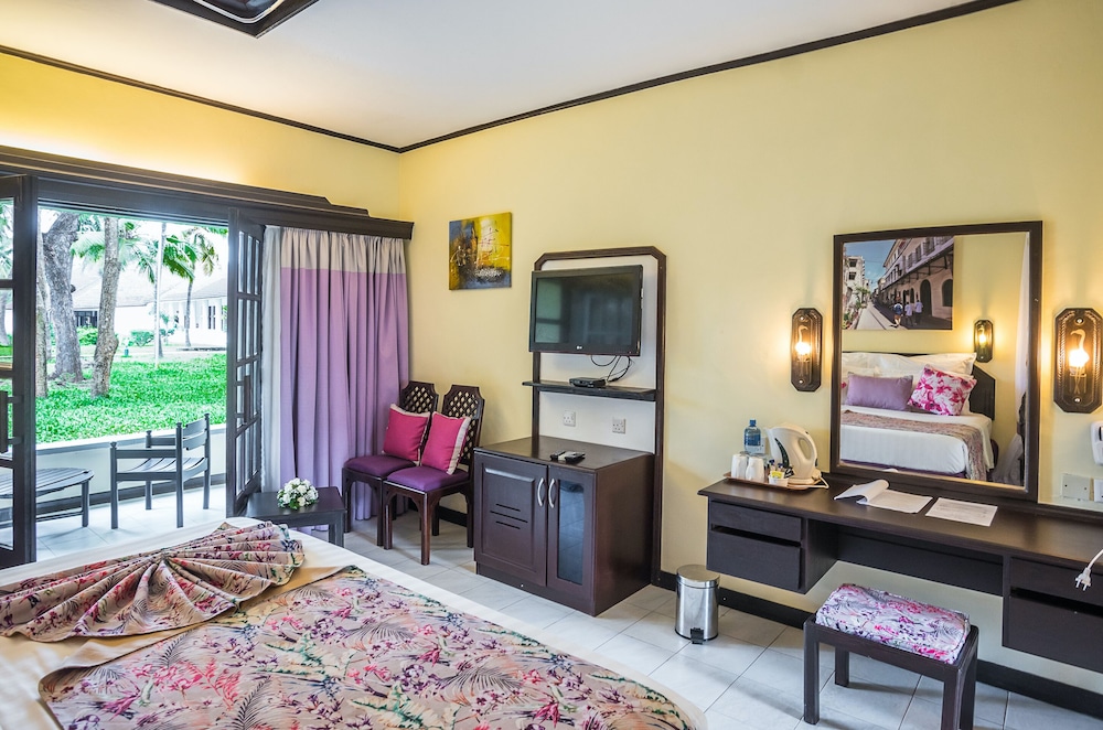 Prideinn Flamingo Beach Resort & Spa 59/76
