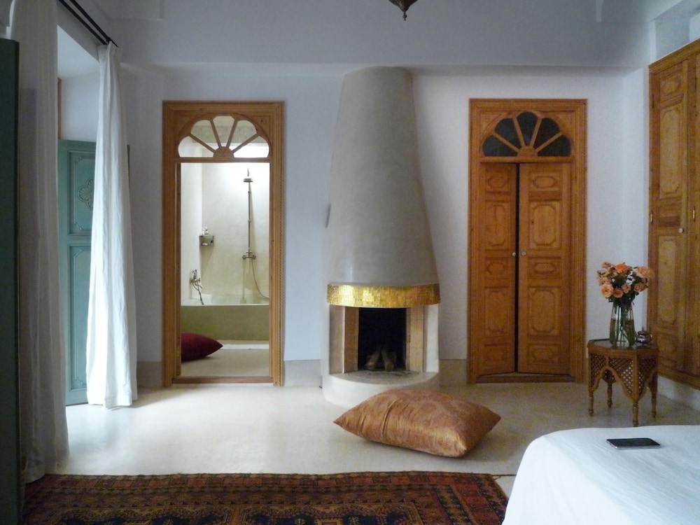 Riad Azahar 14/50