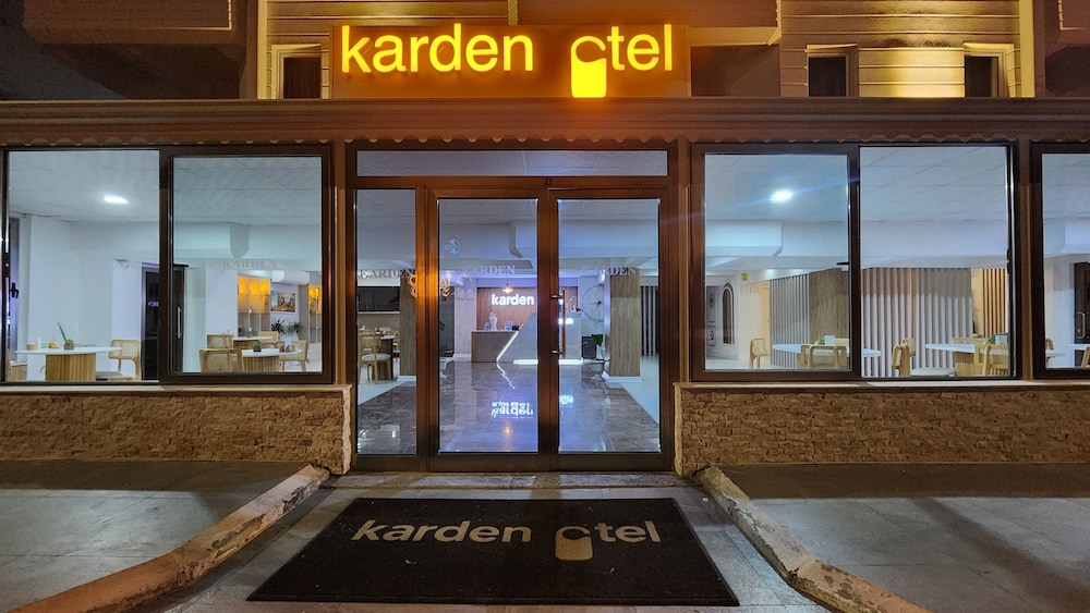 Karden Hotel 25/48