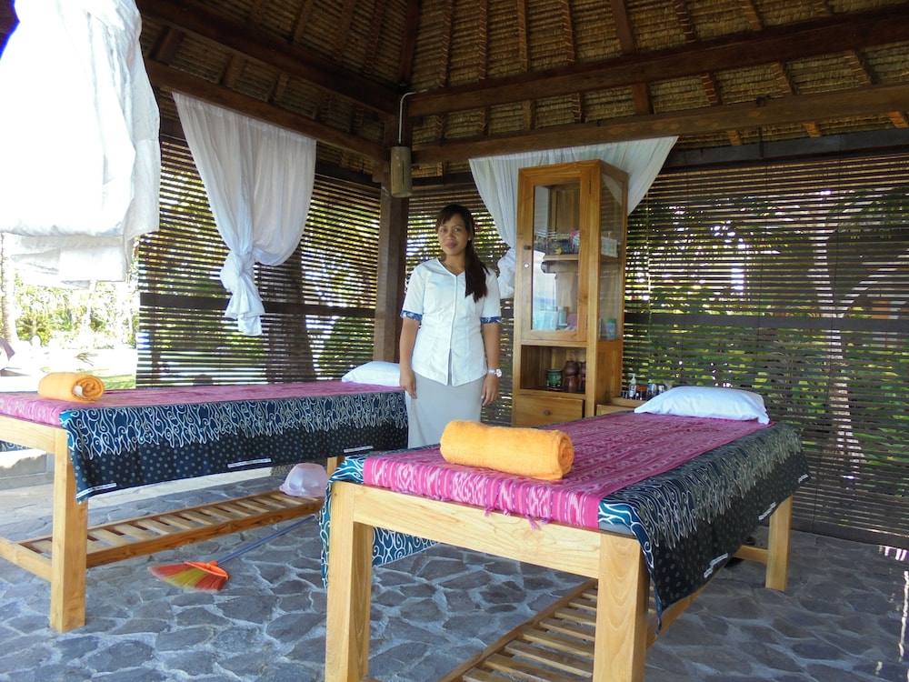 Amarta Beach Cottages 24/38