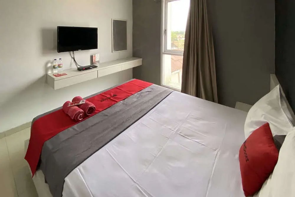 RedDoorz near RSUD Margono Purwokerto 3 18/40