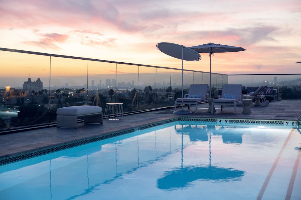 The Godfrey Hotel Hollywood 24/50