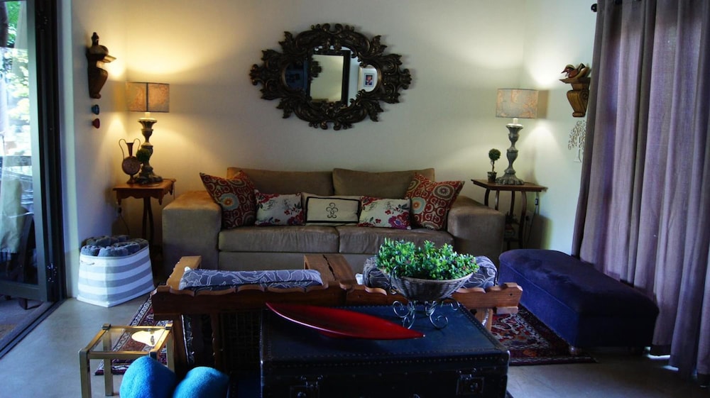 Cunningham Cottage Guest House 24/45