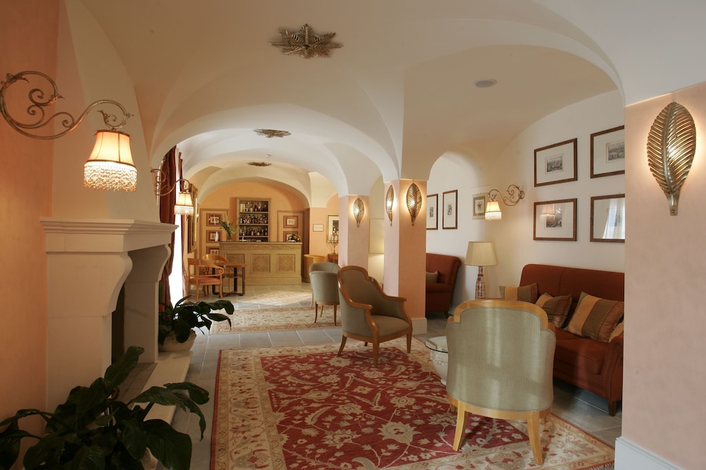 Relais Villa San Martino 41/46