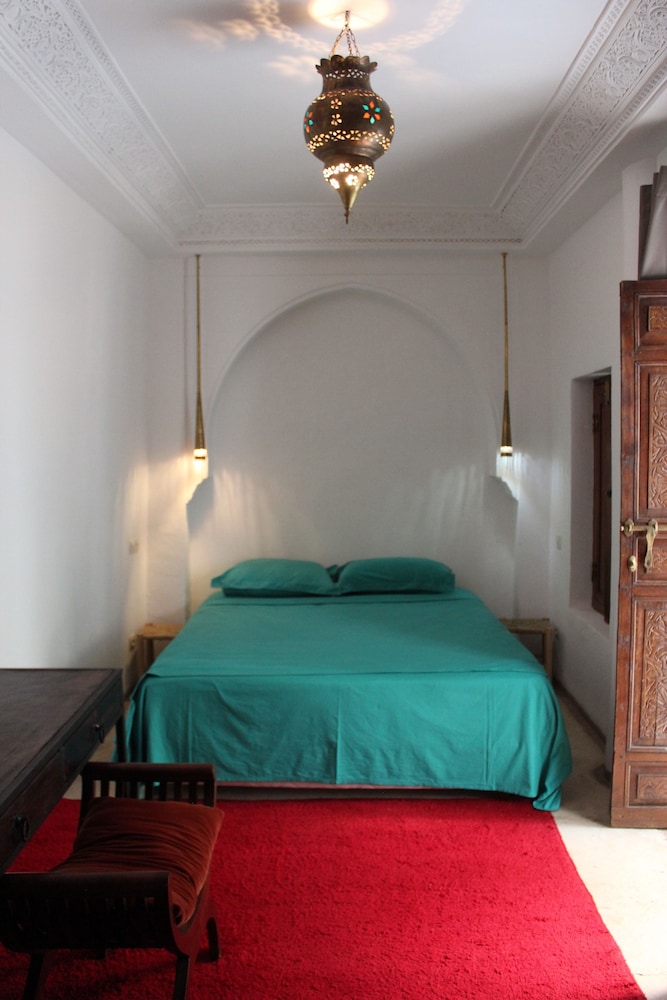 Riad Ben Youssef 19/50