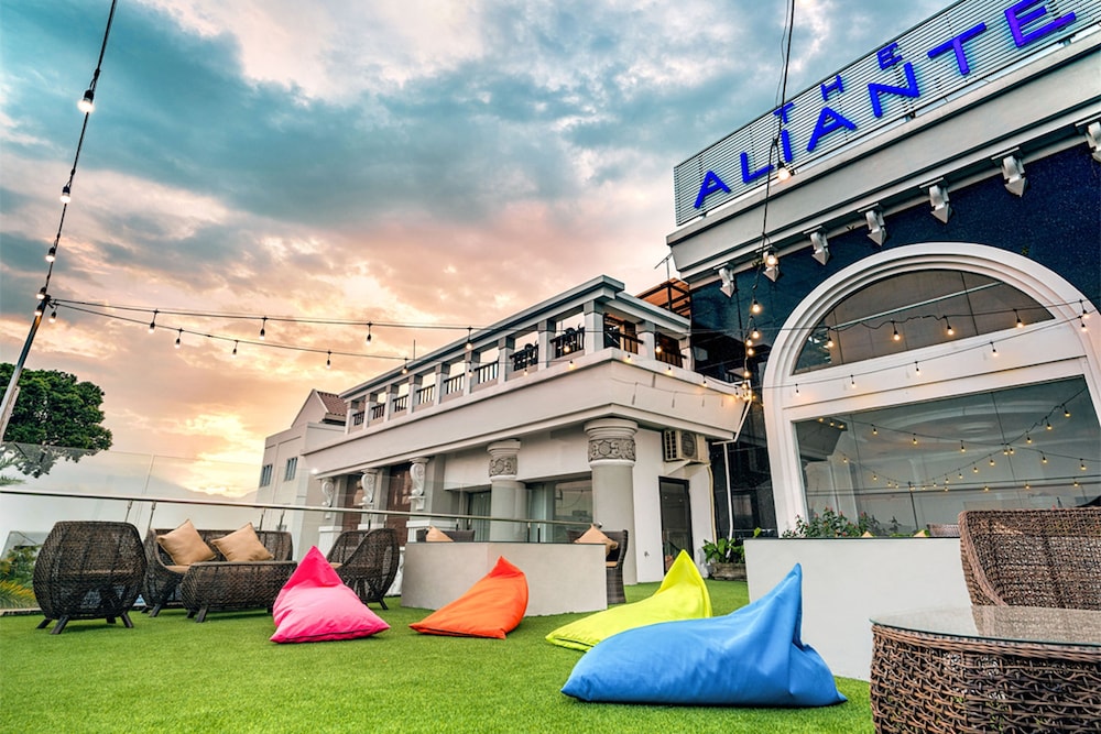 The Aliante Hotel 63/67