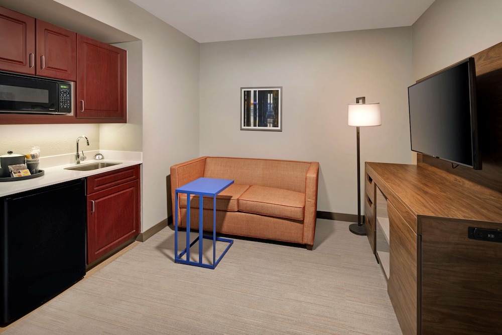 Hampton Inn and Suites St. Augustine-Vilano Beach 27/42